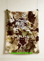 Burberry Ink Wash Equestrian Knight Floral Flannel Sofa Throw Blanket B027